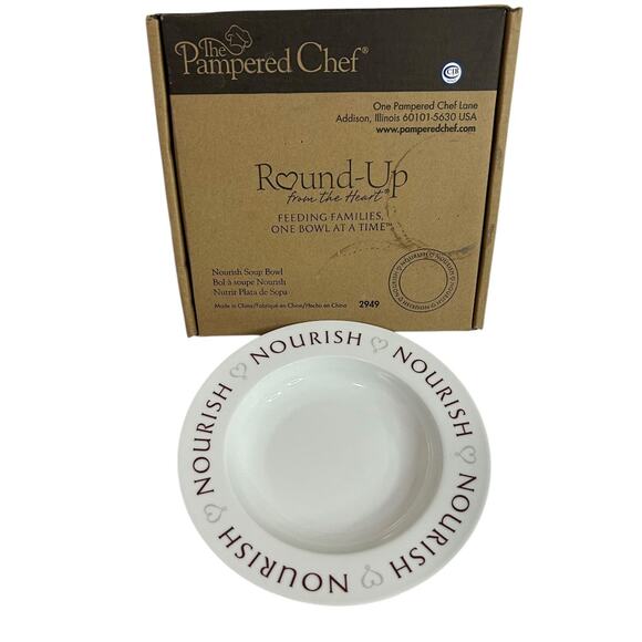Pampered Chef 2014 Nourish Soup Bowl 2949 in Box 8.5 Inch - Picture 1 of 6